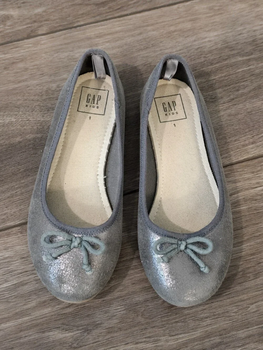 GAP Kids Gray Sparkle Ballet Flats with Bow